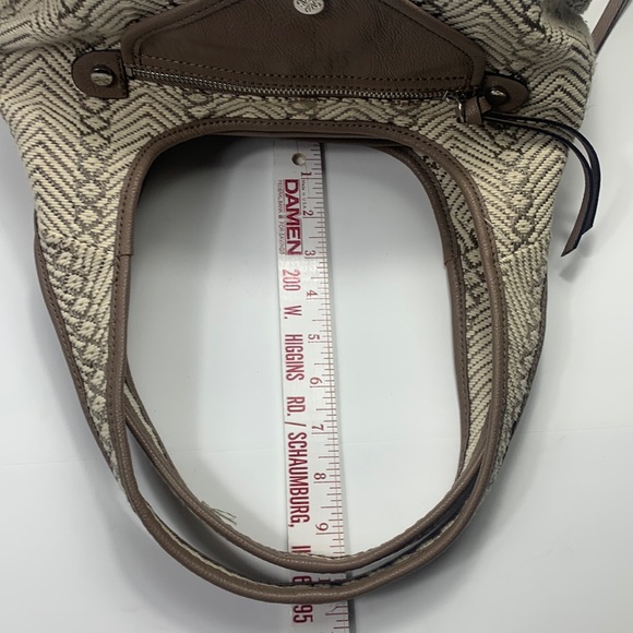 Vera Wang Simply Vera Hobo Shoulder Bag Purse - Picture 8 of 10